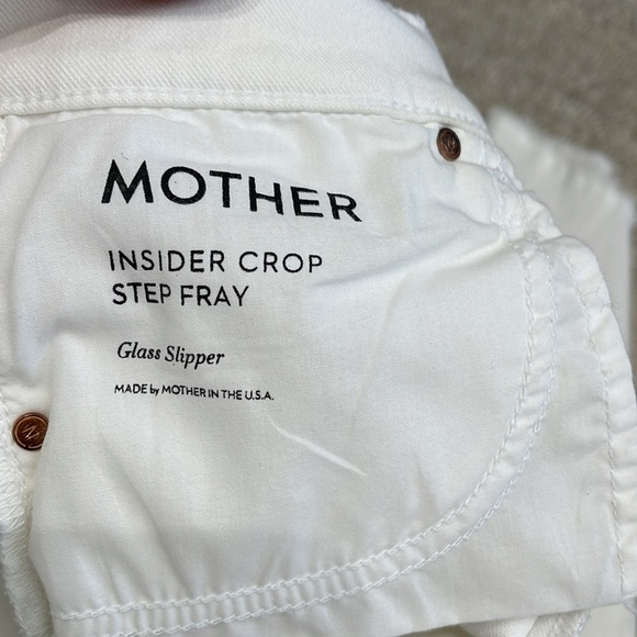 MOTHER WHITE INSIDER CROP STEP FRAY DENIM, Size 29. - Picture 7 of 11